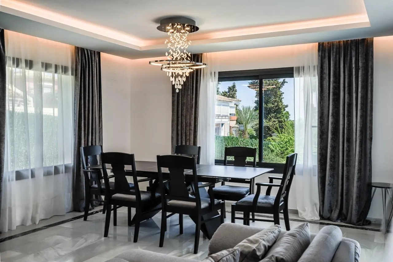 Villa 27 Nueva Andalucia Puerto Banus Marbella