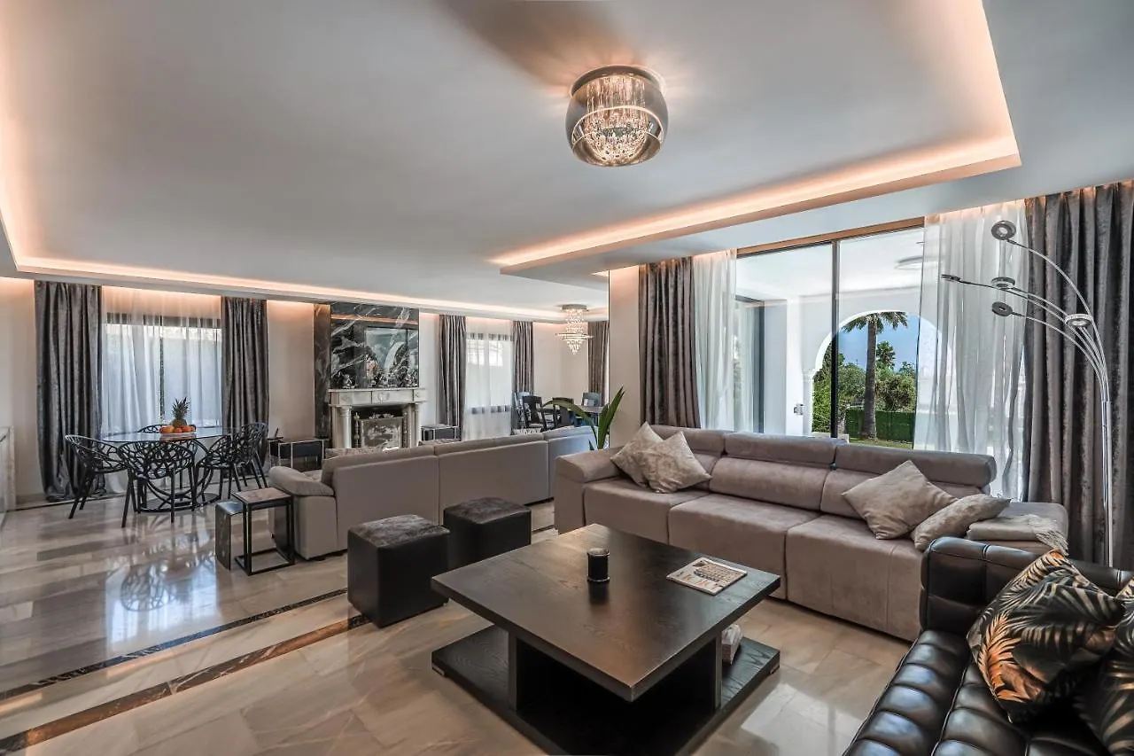 Villa 27 Nueva Andalucia Puerto Banus Marbella