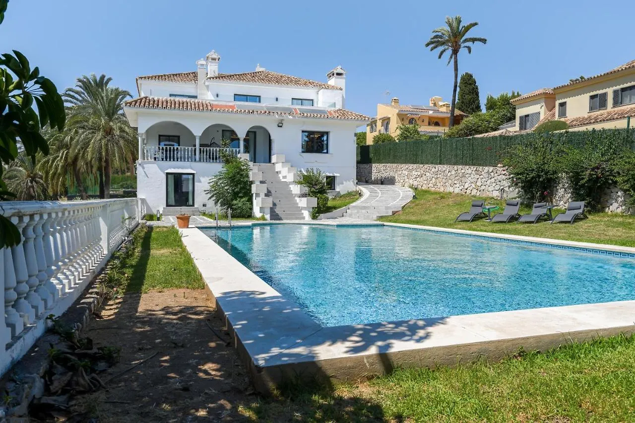 Villa 27 Nueva Andalucia Puerto Banus Marbella