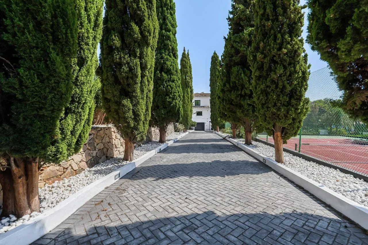 Villa 27 Nueva Andalucia Puerto Banus Marbella
