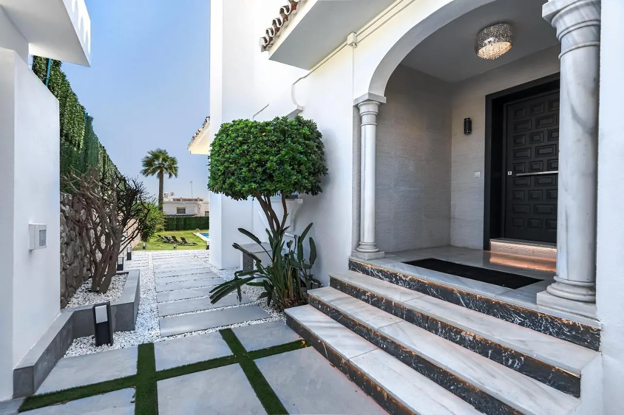 Villa 27 Nueva Andalucia Puerto Banus Marbella