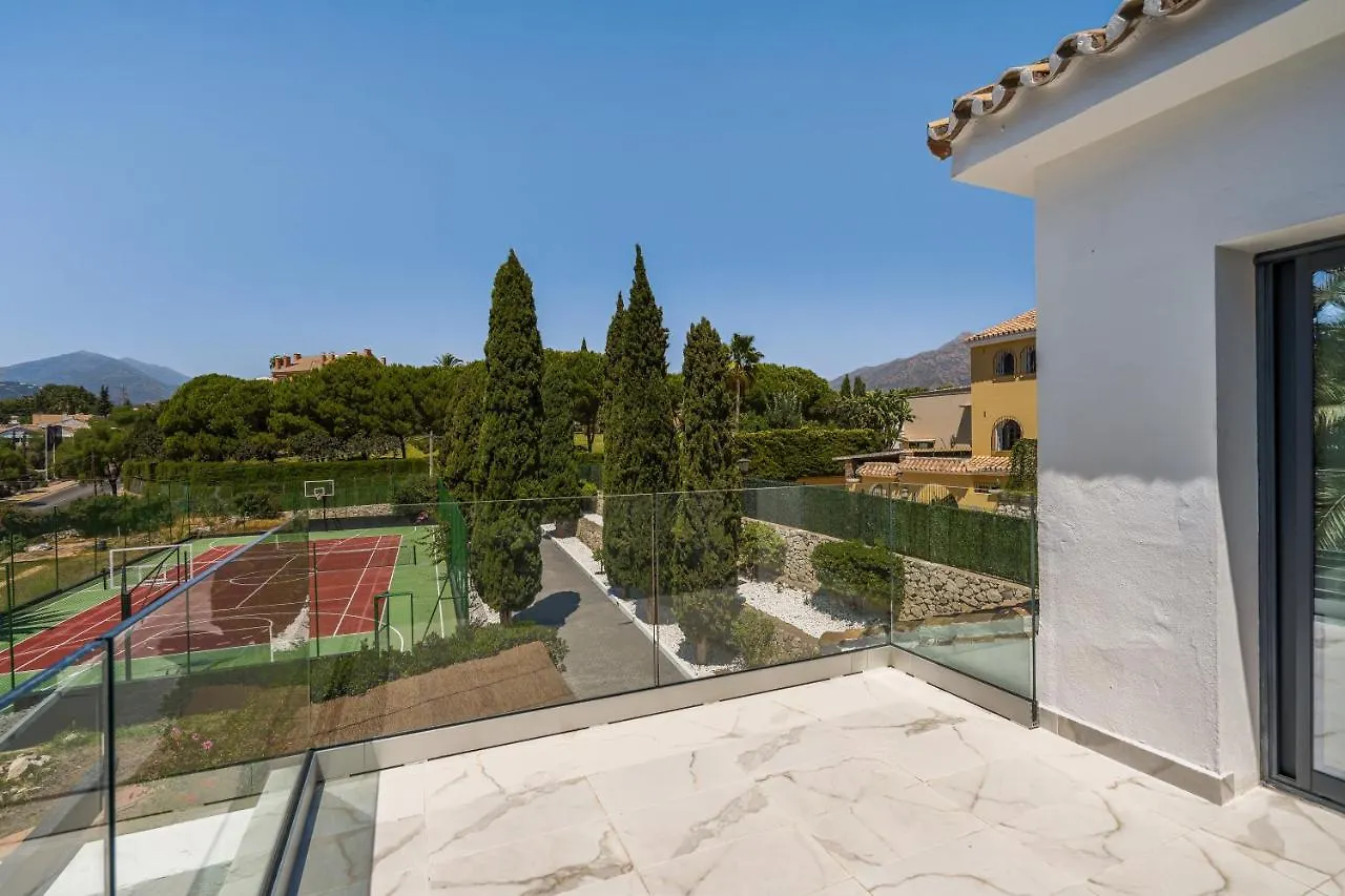 Villa 27 Nueva Andalucia Puerto Banus Marbella