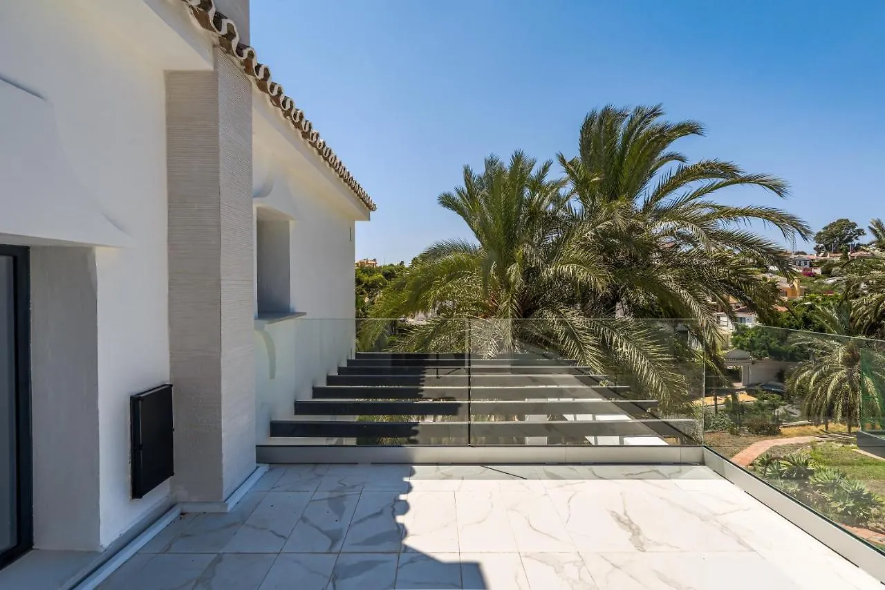 Villa 27 Nueva Andalucia Puerto Banus Marbella 0*,